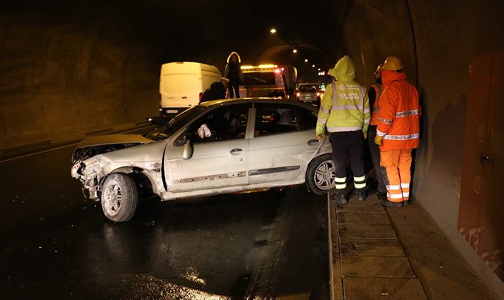 Trabzon’da tünel içinde kaza!
