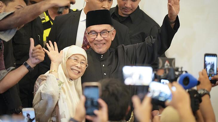 Malezya Başbakanı İbrahim, Cumhurbaşkanı Erdoğan ile görüşmesini canlı yayında vatandaşlarına dinletti